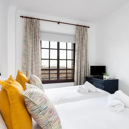 Live Balcon Del Mar طوستا ديل سيلونثيو